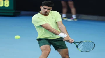 بث مباشر.. ألكاراز يتنافس مع آدم والتون في أستراليا المفتوحة 2026